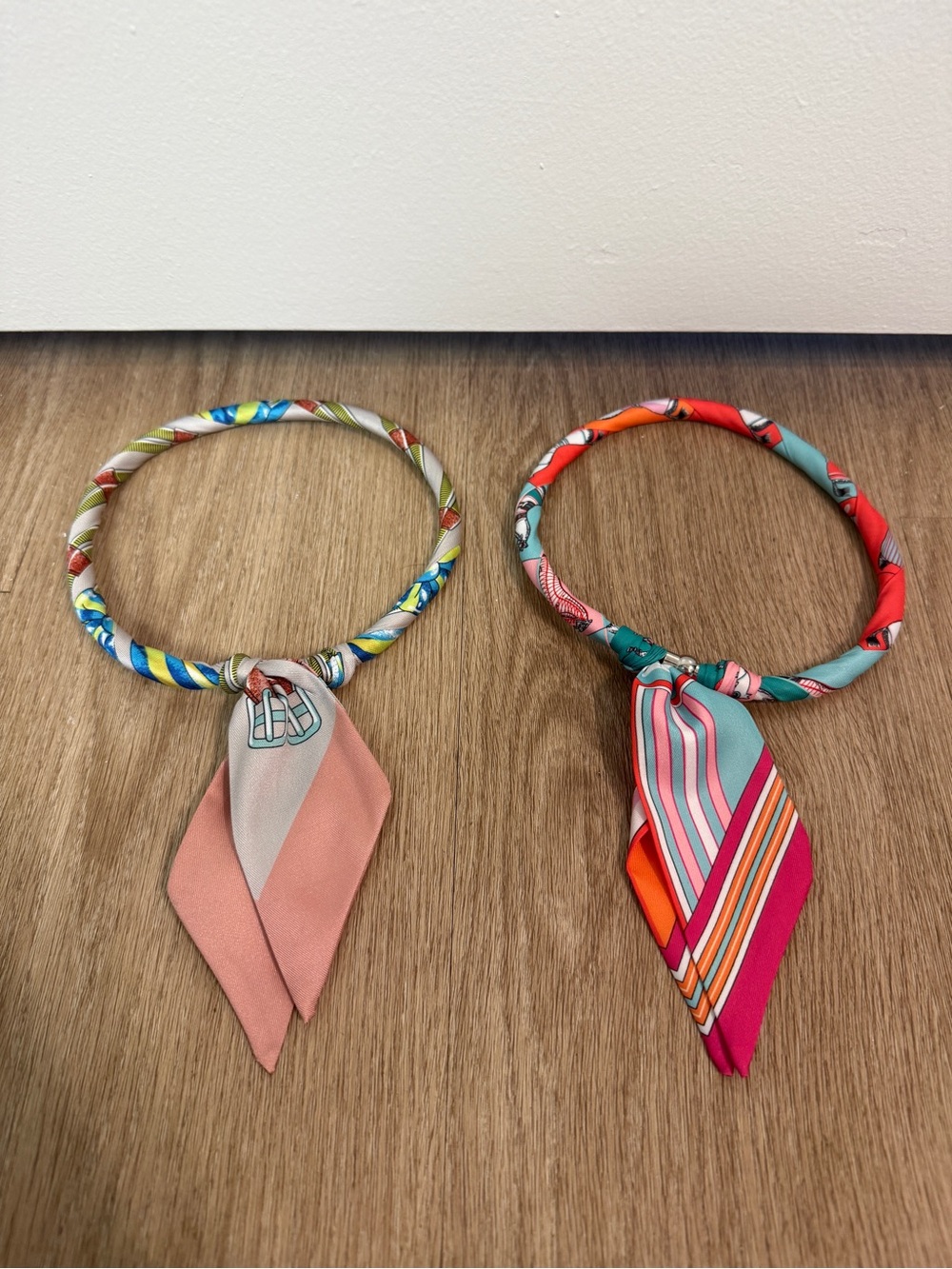 Brand New Scarf Twilly Magnetic Necklaces